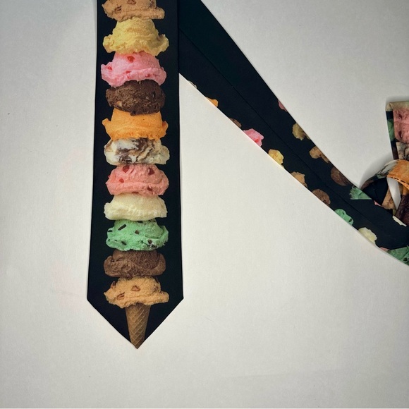 Vintage 1997 ICE CREAM Cone Classic Ralph Marlin Tie, 3.25” x 59” - Picture 2 of 9